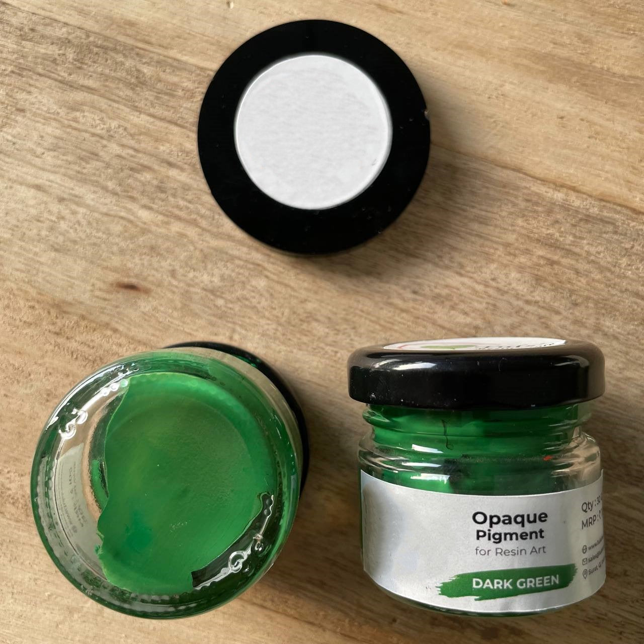 Dark Green Opaque Pigment