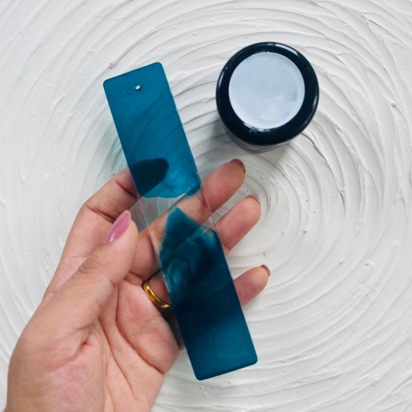 Aqua Translucent pigments